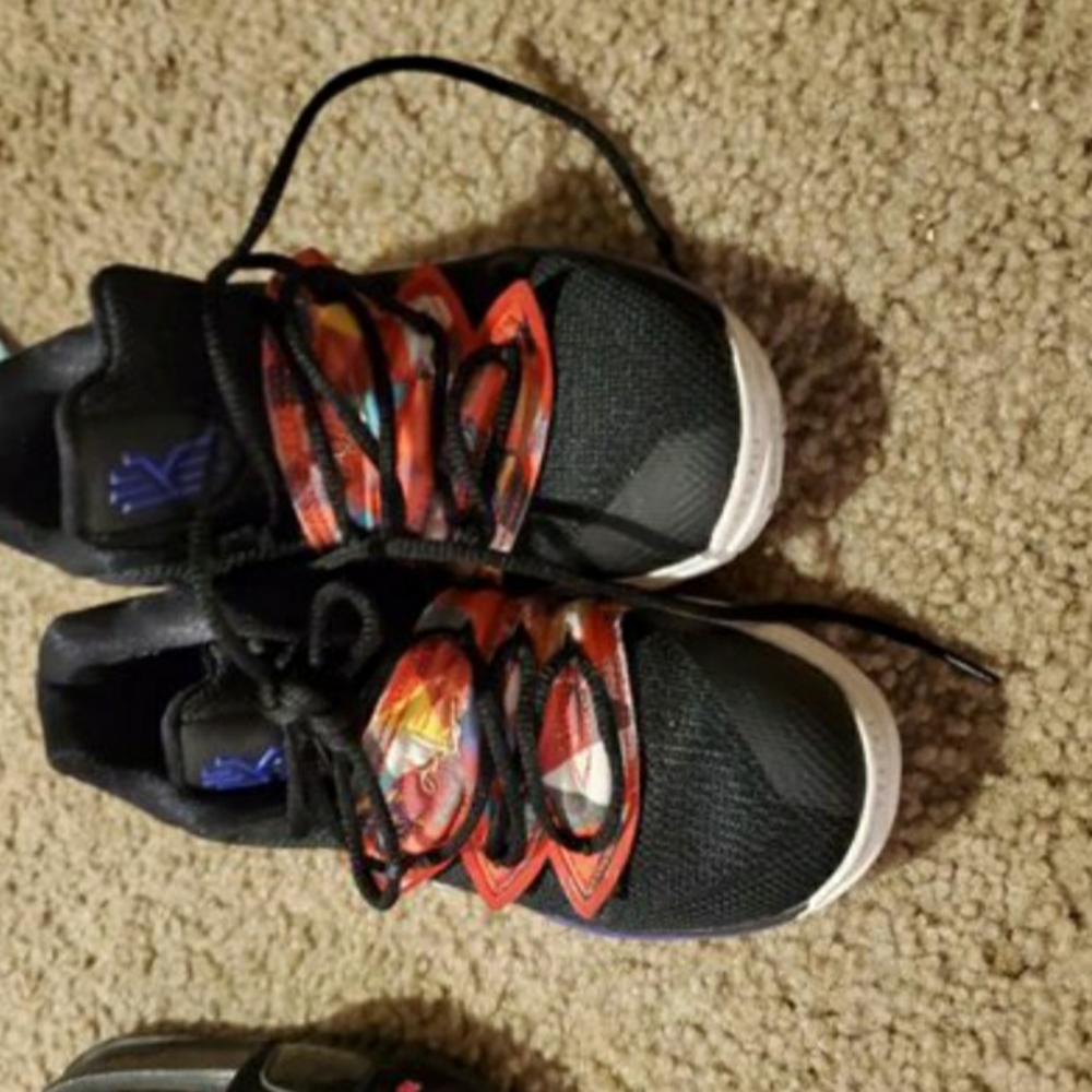 Girls shoes size 12